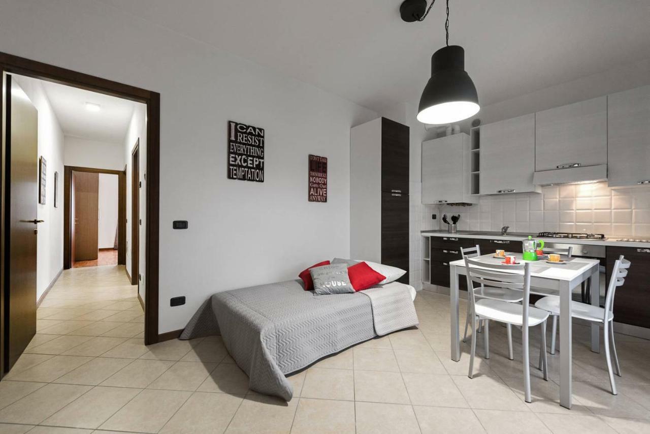 Ferienwohnung Ortaglia A3 Torri Del Benaco Exterior foto