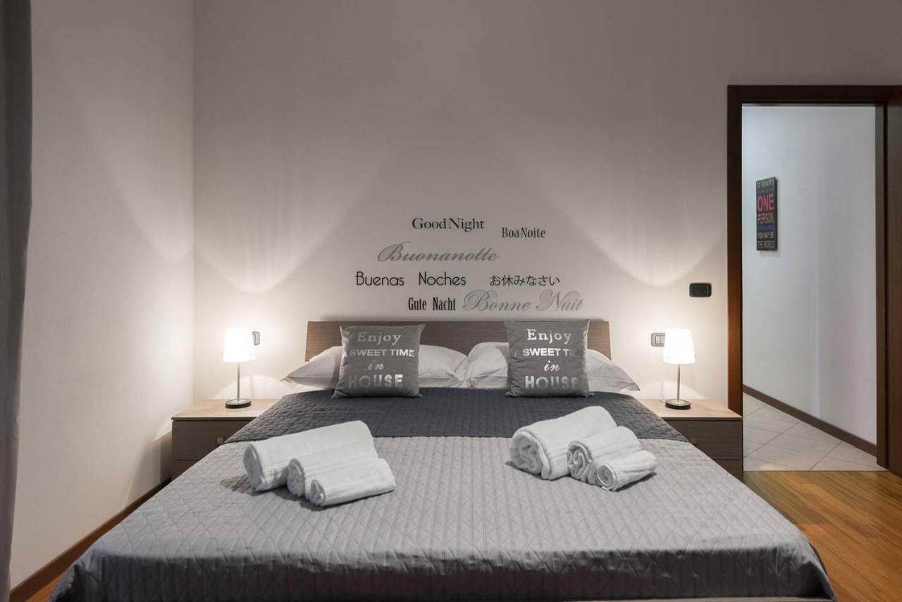 Ferienwohnung Ortaglia A3 Torri Del Benaco Exterior foto