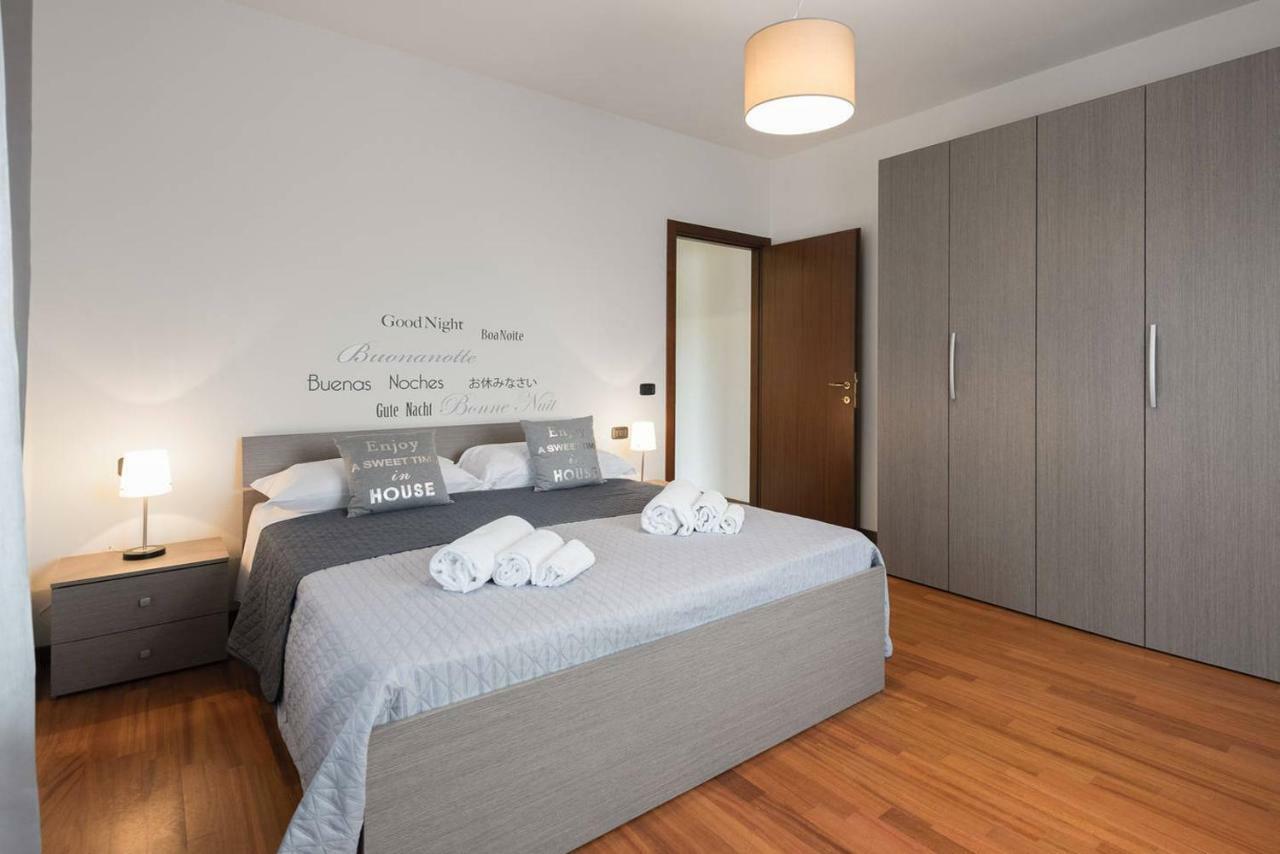Ferienwohnung Ortaglia A3 Torri Del Benaco Exterior foto